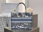 Uubags Dioriviera Medium Dior Book Tote Bag White and Blue Toile de Jouy Palms Embroidery 36x27.5x16.5cm - 6