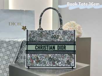 Uubags Christian Dior Book Tote Bag 36cm Jardin d'Hiver Embroidery in Green 36x28x16cm