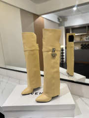 Uubags Givenchy Shark Lock Knee-High Boots in Beige Leather - 1