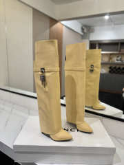 Uubags Givenchy Shark Lock Knee-High Boots in Beige Leather - 4