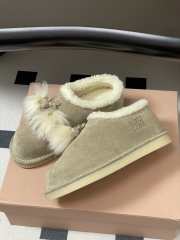 Uubags Miu Miu Suede and shearling mules in grey - 2