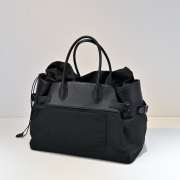 Uubags The Row Margaux 17 Inside-Out Bag In Black 45x32x24cm - 3