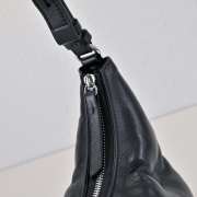 Uubags Maison Margiela Glam Slam hobo small bag in black 28x7x15cm - 4
