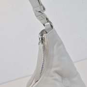 Uubags Maison Margiela Glam Slam hobo small bag in white 28x7x15cm - 2
