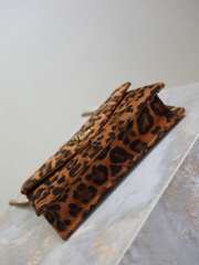 Uubags YSL small Cassandre Envelope chain wallet in a leopard print 19x11.5x4cm - 4