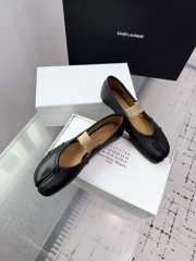Uubags Maison Margiela Tabi elastic band ballerina in black - 4