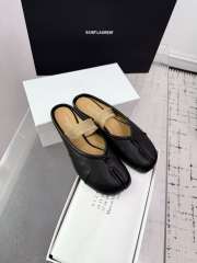 Uubags Maison Martin Margiela Black Leather Mules with Tan Strap - 6