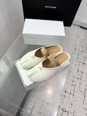 Uubags Maison Martin Margiela White Leather Mules with Tan Strap - 3