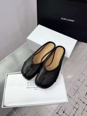 Uubags Maison Margiela Tabi ballerina mule in black - 2