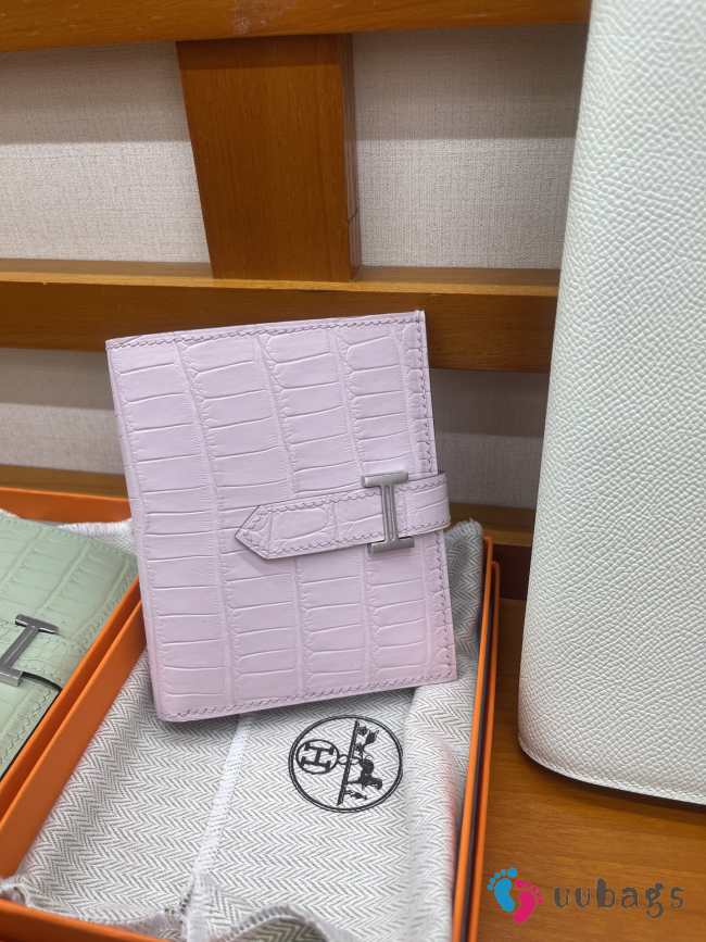 Uubags Hermes Bearn Compact wallet in light purple alligator crocodile skin with silver hardware 12x9.5x0.4cm - 1