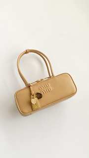 Uubags Miu Miu Beau small leather bag in light beige 28x12x8cm - 4