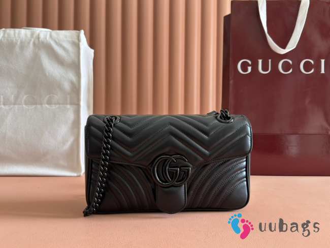 Uubags Gucci 443497 Marmont medium bag in black matelassé chevron leather 26x15x7cm - 1