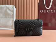 Uubags Gucci 443497 Marmont medium bag in black matelassé chevron leather 26x15x7cm - 1