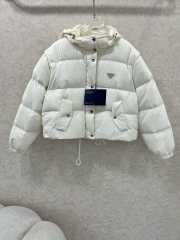 Uubags Prada Re-Nylon cropped convertible down jacket in white - 1