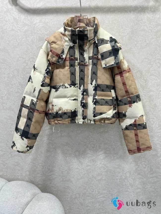 Uubags Burberry Check Puffer Jacket In Beige  - 1