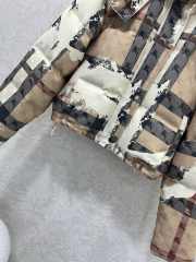 Uubags Burberry Check Puffer Jacket In Beige  - 5