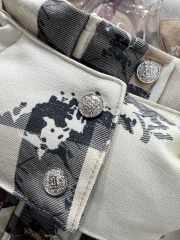 Uubags Burberry Check Puffer Jacket In Beige  - 3