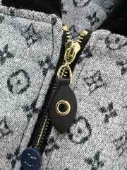 Uubags Louis Vuitton 1AI173 Cropped Monogram Denim Bomber Jacket - 6