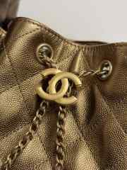 Uubags Chanel 25 Small Handbag Grained Metallic Calfskin & Gold Metal In Deep Gold 30x26x14cm - 5