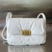 Uubags Bottega Veneta Pad Crossbody Bag In White & Brass 28x14x10cm - 1