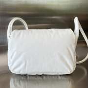 Uubags Bottega Veneta Pad Crossbody Bag In White & Brass 28x14x10cm - 3