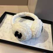 Uubags Chanel Earmuffs Shearling Lambskin In Ecru & Black - 5