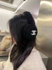 Uubags Chanel Earmuffs Shearling Lambskin In Black & Ecru  - 2