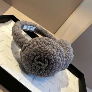 Uubags Chanel Earmuffs Shearling Lambskin In Taupe