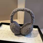 Uubags Chanel Earmuffs Shearling Lambskin In Taupe - 6