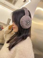 Uubags Chanel Earmuffs Shearling Lambskin In Taupe - 3