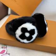 Uubags Louis Vuitton Earmuffs & Fur Scarf Set Monogram Flower Black shearling - 5