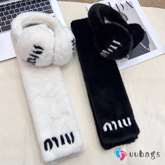 Uubags Miu Miu Earmuff & Fur Scarf Set  - 1