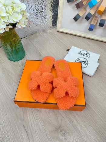 Uubags Hermes sandal in shearling 03