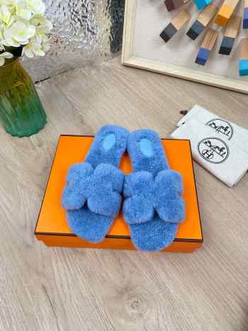 Uubags Hermes sandal in shearling 11