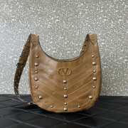 Uubags Valentino Garavani Brown Hoboho Small Nappa Leather Hobo Bag With Chevron Pattern And Studs - 1