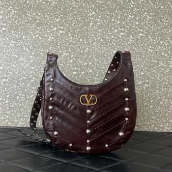 Uubags Valentino Garavani Burgundy Hoboho Small Nappa Leather Hobo Bag With Chevron Pattern And Studs