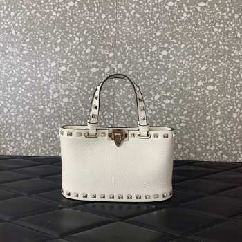 Uubags Valentino Garavani Rockstud Mini Shopping Bag In White Grainy Calfskin 18.5x12.5x5.5cm