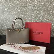 Uubags Valentino Garavani Rockstud Mini Shopping Bag In Grey Grainy Calfskin 18.5x12.5x5.5cm - 2