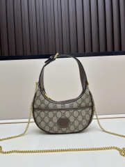 Uubags Gucci Beige GG Supreme Monogram Mini Retro Interlocking G Half Moon Bag 22x12.5x5cm - 1