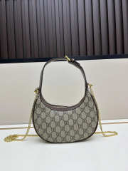 Uubags Gucci Beige GG Supreme Monogram Mini Retro Interlocking G Half Moon Bag 22x12.5x5cm - 3