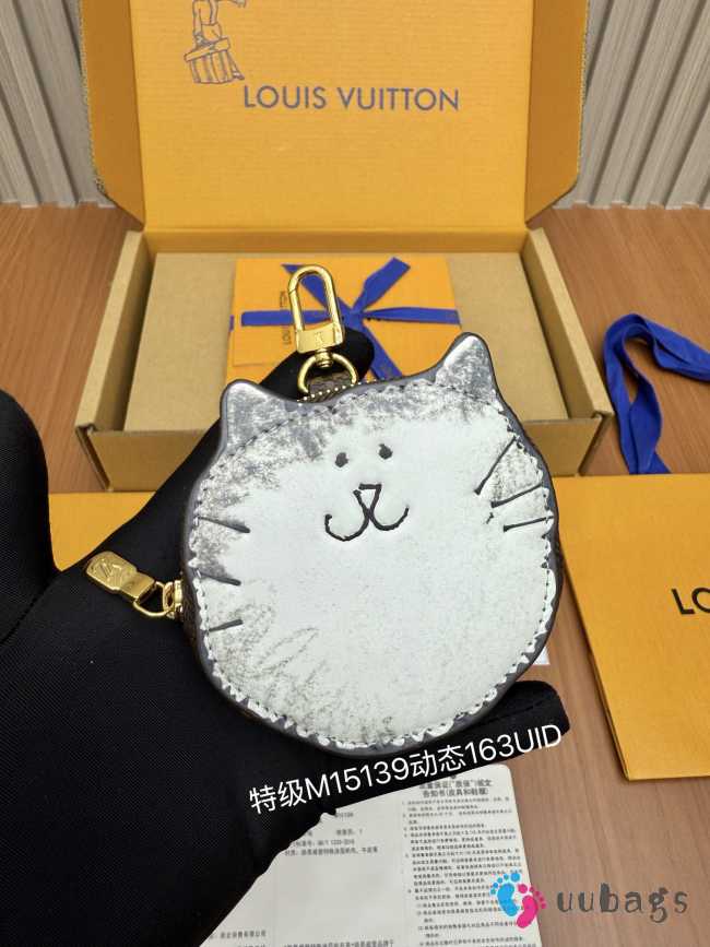 Uubags Louis Vuitton M15139 Louis Vuitton Travels With Grace Coddington Kitty Coin Purse - 1