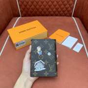 Uubags Louis Vuitton M15320 Passport Cover Monogram Blue Frost 14x10x2.5cm - 4