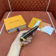 Uubags Louis Vuitton M15341 Key Pouch Monogram Blue Frost 12x7x1.5cm - 3