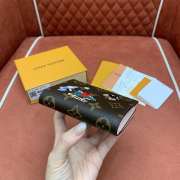 Uubags Louis Vuitton M15334 Lisa Wallet Monogram Snowy Pearl 9x11.5x1.5cm - 5