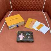 Uubags Louis Vuitton M15334 Lisa Wallet Monogram Snowy Pearl 9x11.5x1.5cm - 3