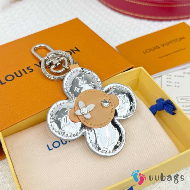 Uubags Louis Vuitton Ski Vivienne Head Mng Mirror Key Holder Monogram Mirror Leather - 1
