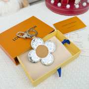 Uubags Louis Vuitton Ski Vivienne Head Mng Mirror Key Holder Monogram Mirror Leather - 6