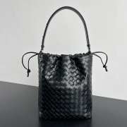 Uubags Bottega Veneta Intrecciato Biblioteca Bucket Bag In Black Soft Intrecciato Leather 33x24x14cm - 1