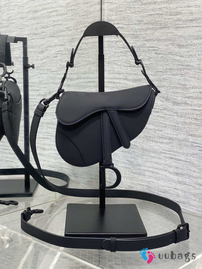 Uubags Dior Mini Saddle Bag with Strap Black Ultramatte Calfskin 19.5x6x15cm - 1