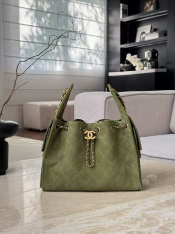 Uubags Chanel 25 Small Handbag Suede Calfskin & Gold Metal In Green 30x26x14cm